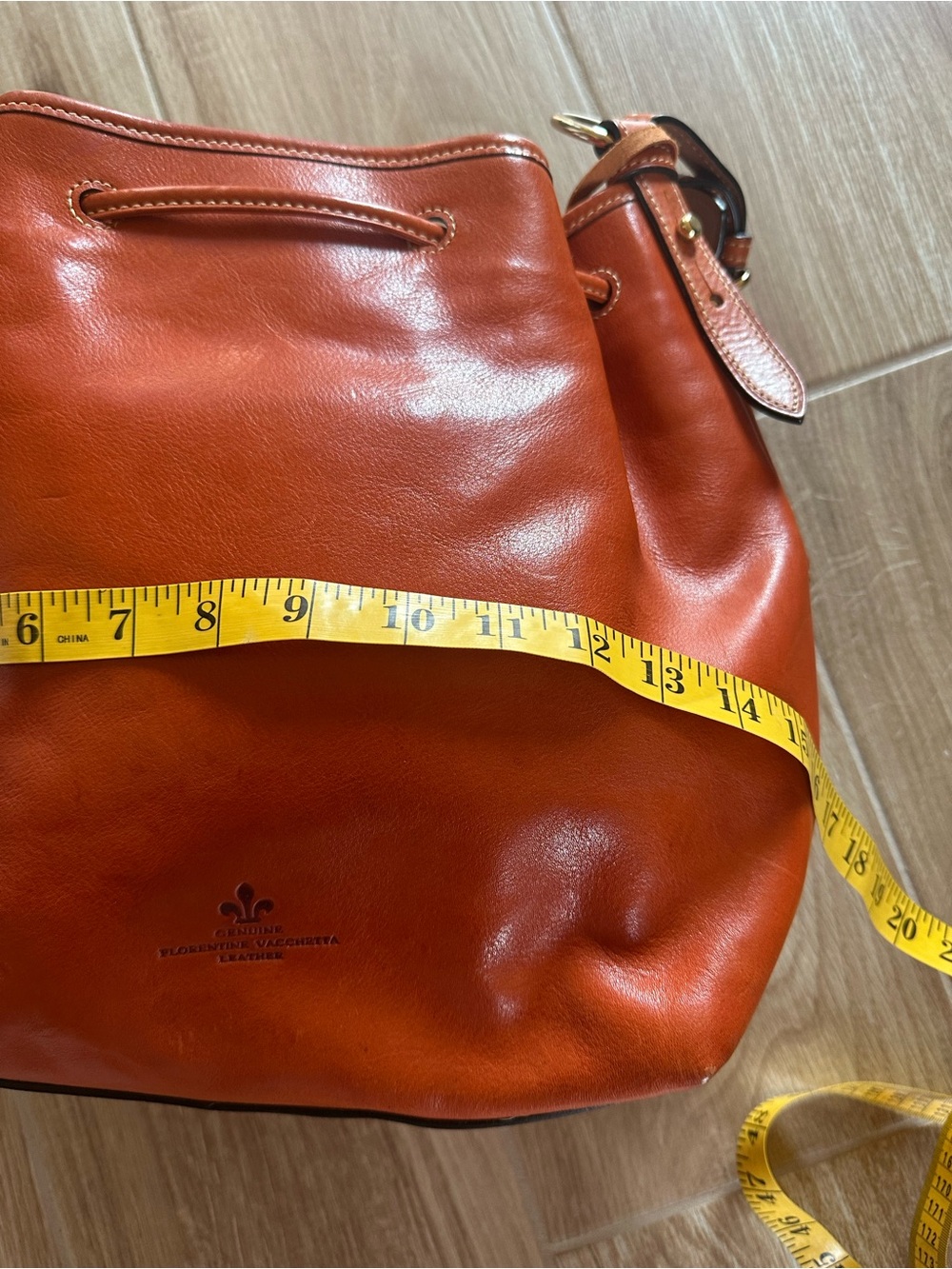 Dooney & Bourke Florentine Leather drawstring Distinguished Tassel Accents - Picture 9 of 12